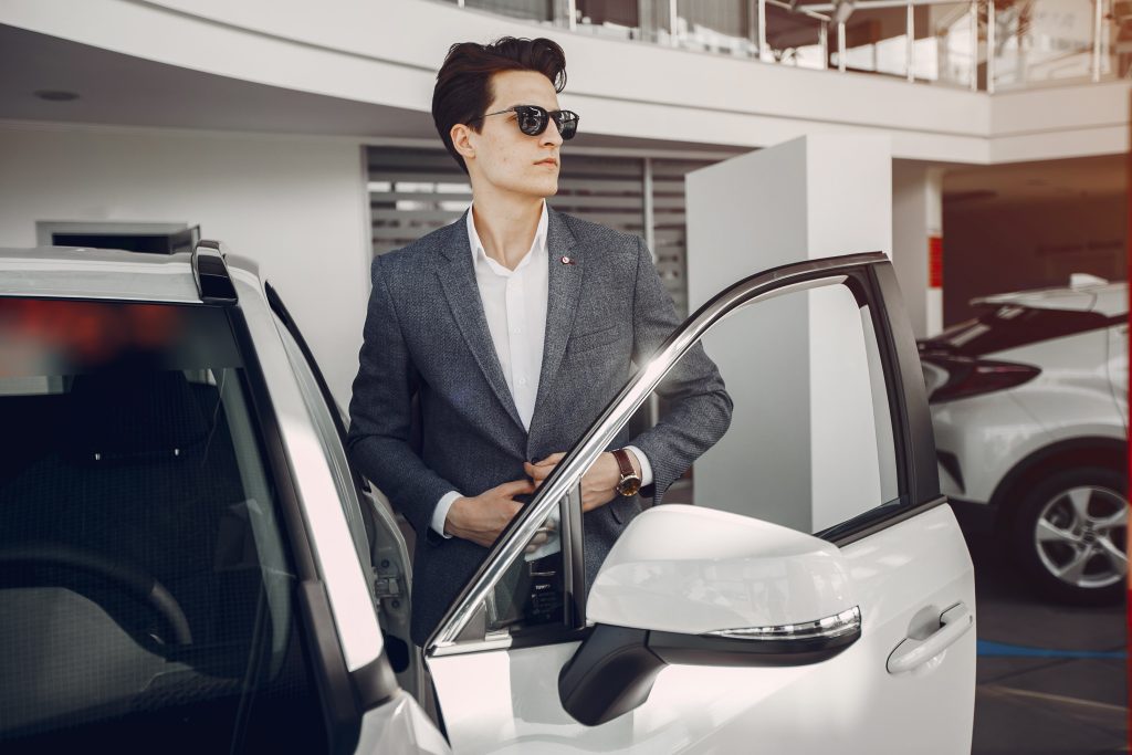 Cara Menjadi Kaya Di Usia Muda - Terapkan Mindset Ini! - AutoFrontier